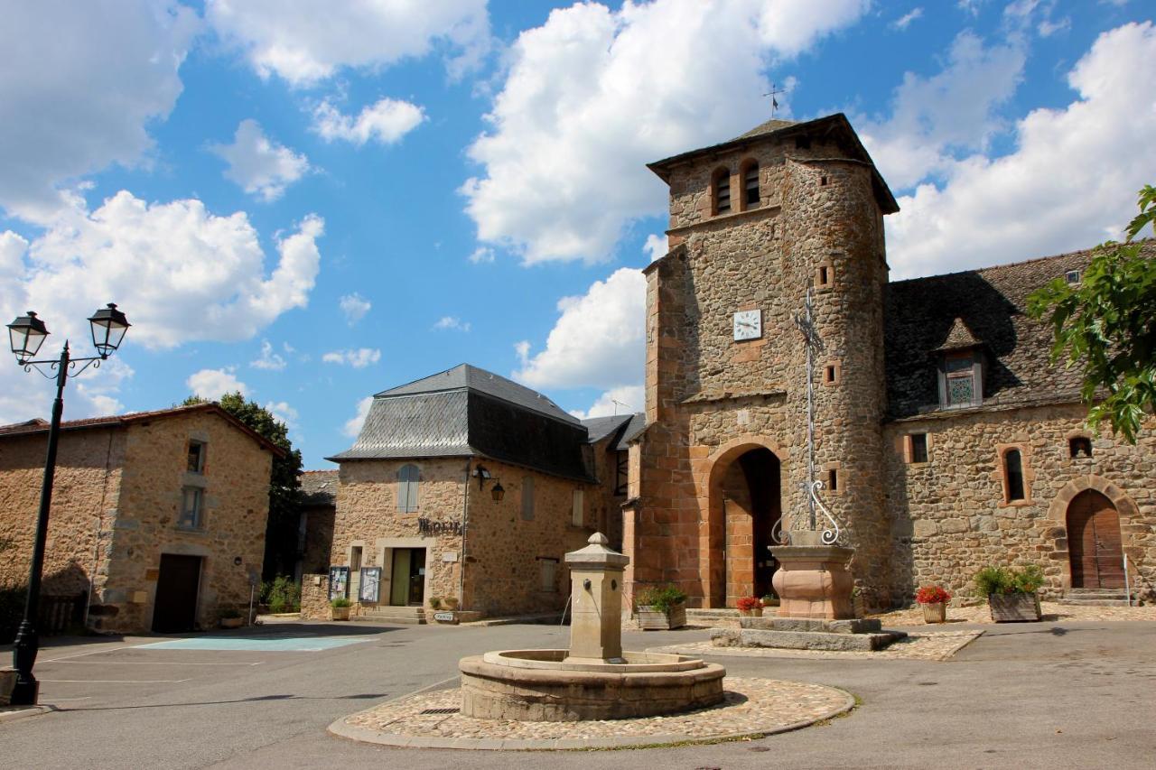 Chambres D'Hotes Du Presbytere La Bastide-l'Eveque Exterior foto